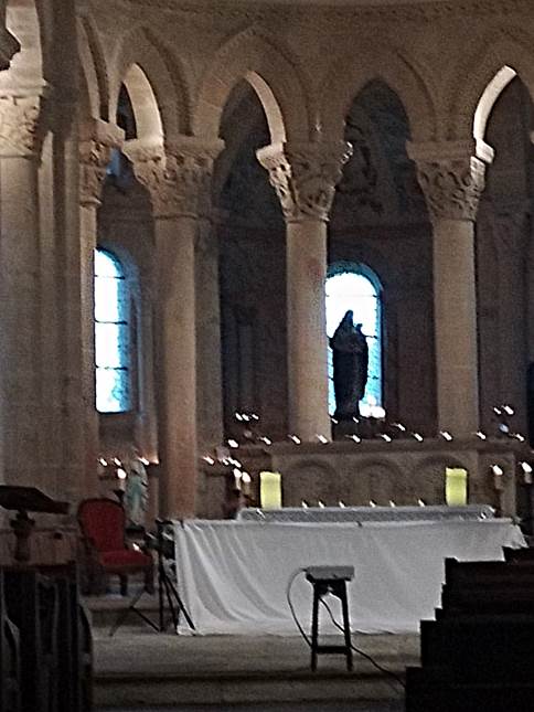 Une image contenant b�timent, chapelle, cath�drale, Paroisse

Le contenu g�n�r� par l�IA peut �tre incorrect.